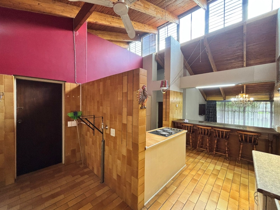 4 Bedroom Property for Sale in Van Der Hoff Park North West